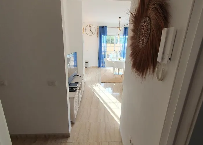 Rénové 2 Chambres, Grande Terrasse S-o, Parking Privé Appartement