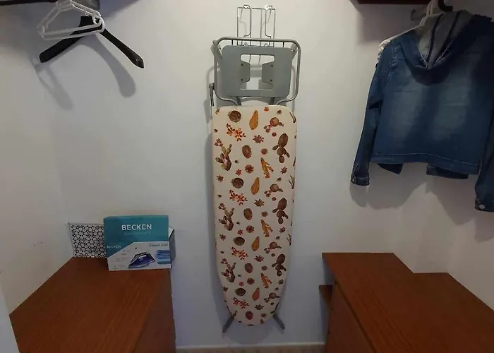 Appartement Rénové 2 Chambres, Grande Terrasse S-o, Parking Privé