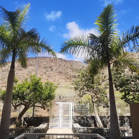 Renove 2 Chambres, Grande Terrasse S-o, Parking Prive Et Piscine Chauffee *