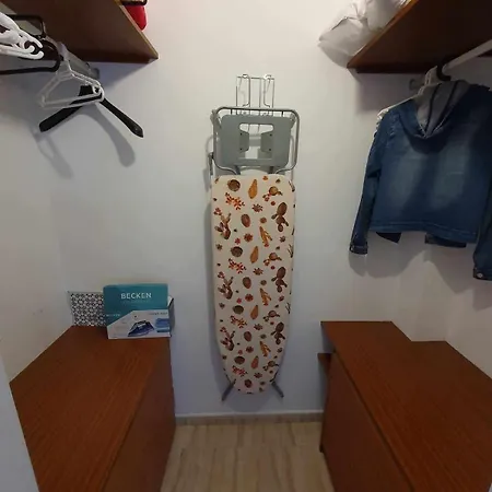 Apartment Renove 2 Chambres, Grande Terrasse S-o, Parking Prive Et Piscine Chauffee