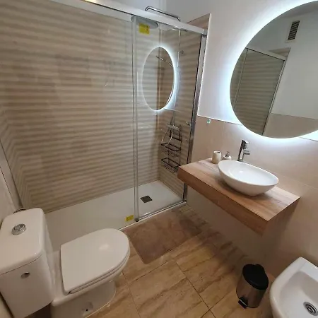 شقة Renove 2 Chambres, Grande Terrasse S-o, Parking Prive Et Piscine Chauffee