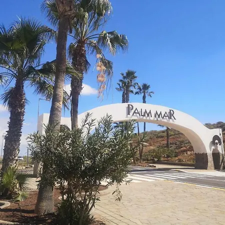 Renove 2 Chambres, Grande Terrasse S-o, Parking Prive Et Piscine Chauffee Apartmán Palm-mar