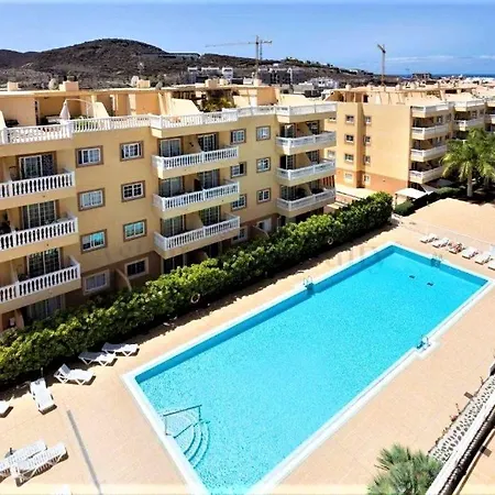 Apartment Renove 2 Chambres, Grande Terrasse S-o, Parking Prive Et Piscine Chauffee Palm-mar