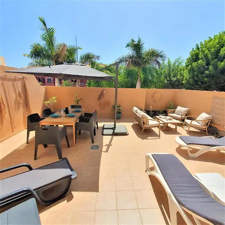 Renove 2 Chambres, Grande Terrasse S-o, Parking Prive Et Piscine Chauffee Apartment