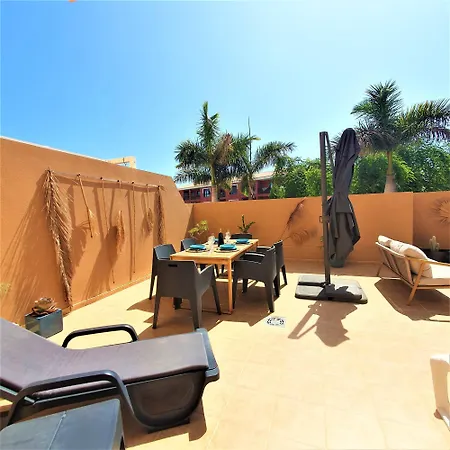 Renove 2 Chambres, Grande Terrasse S-o, Parking Prive Et Piscine Chauffee Palm-mar