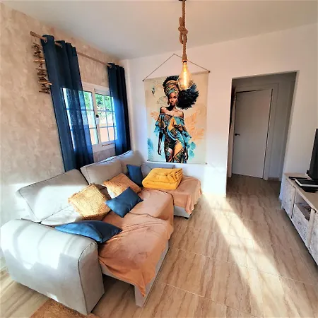 Apartment Renove 2 Chambres, Grande Terrasse S-o, Parking Prive Et Piscine Chauffee *