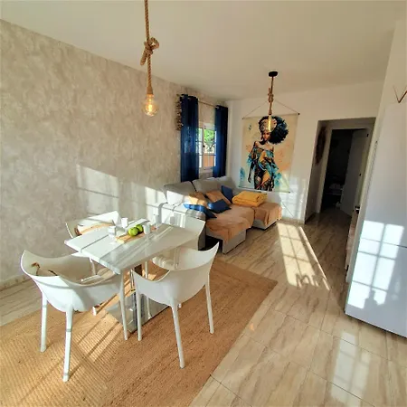 Renove 2 Chambres, Grande Terrasse S-o, Parking Prive Et Piscine Chauffee Apartment