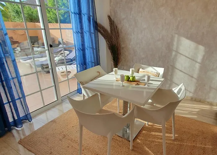 Renove 2 Chambres, Grande Terrasse S-o, Parking Prive Et Piscine Chauffee شقة بالم مار
